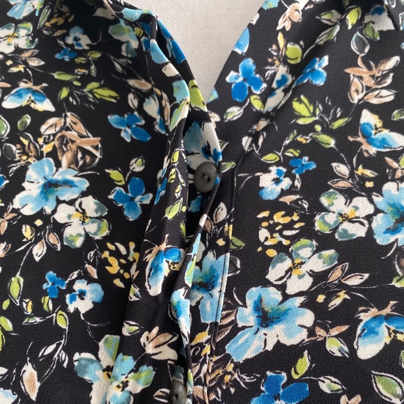 J Jill floral button down blouse/tunic - Picture 8 of 11